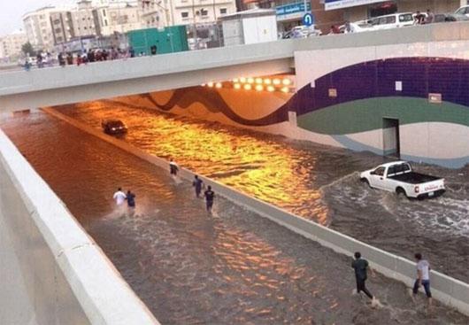 جده زیر آب رفت + تصاویر