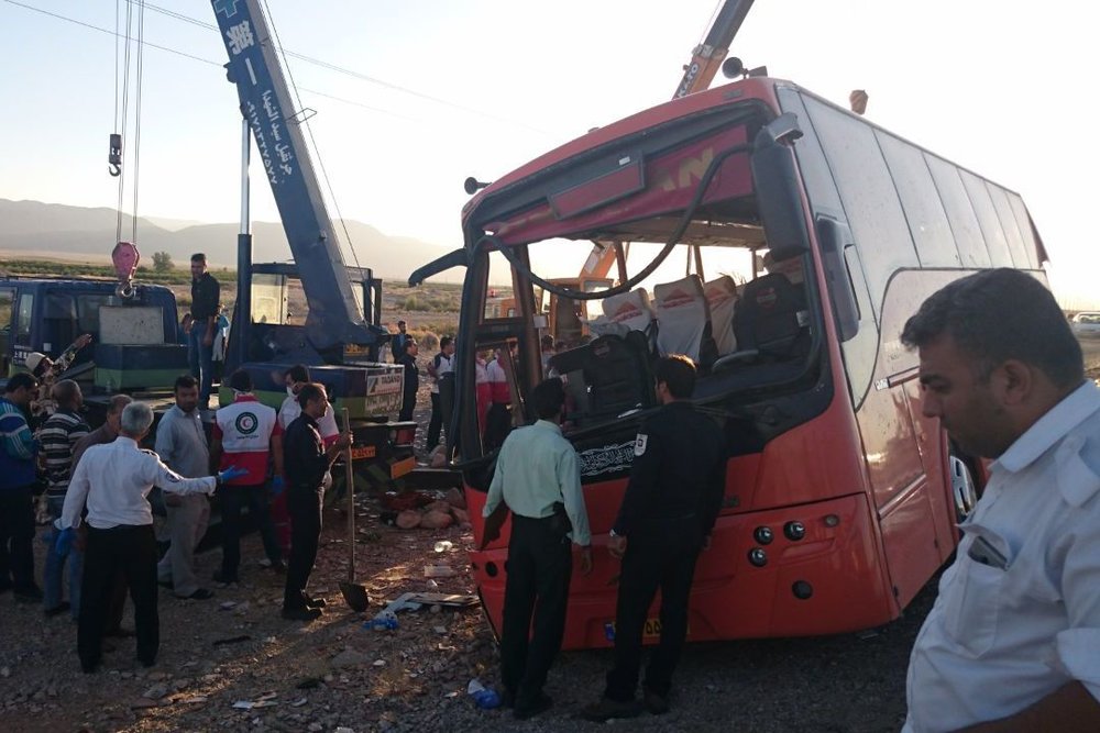 انتقاد عجیب نماینده مجلس درباره تصادف دانش‌آموزان هرمزگانی: شغل اصلی راننده، آهنگری بوده!