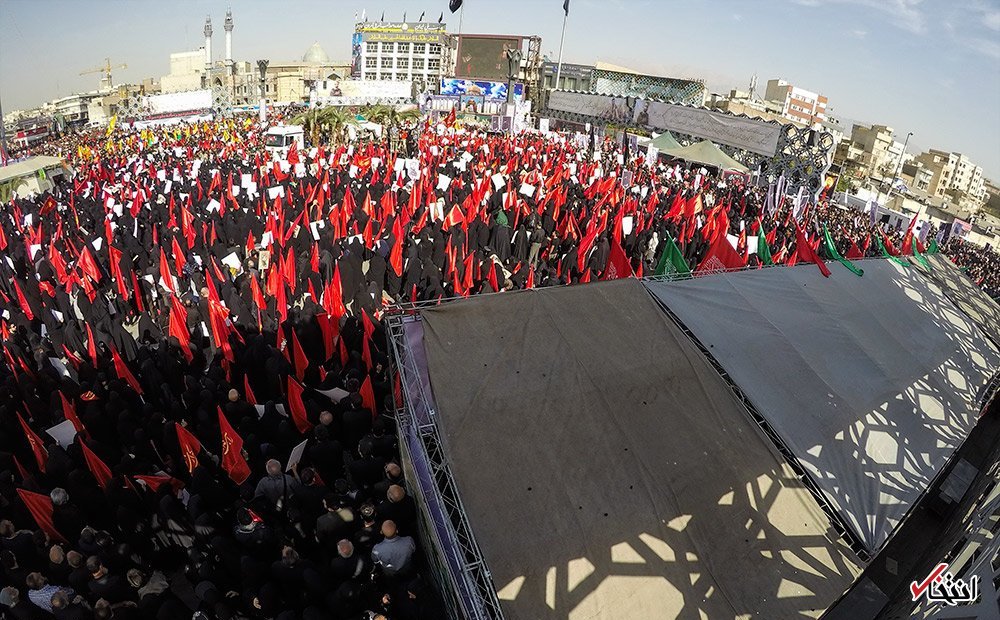 تصاویر : مراسم تشییع پیکر شهید محسن حججی در میدان امام حسین(ع)